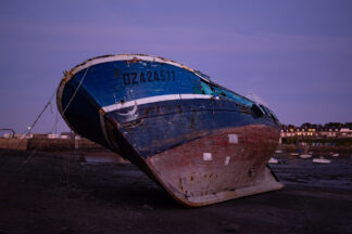 Bateau à Bréhat, attente du large — photographie de paysage breton de Franck Besrest