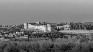 Château d’Avignon, noir et blanc — photographie de paysage breton de Franck Besrest