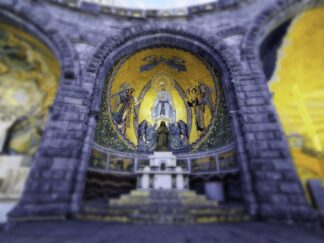 Mosaïque dorée de Lourdes — photographie du patrimoine breton de Franck Besrest