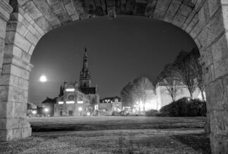 Sainte-Anne, Basilique encadrement naturel — photographie du patrimoine breton de Franck Besrest