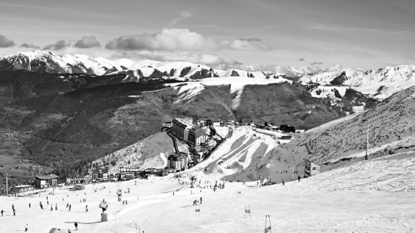 Hiver majestueux à Saint-Lary