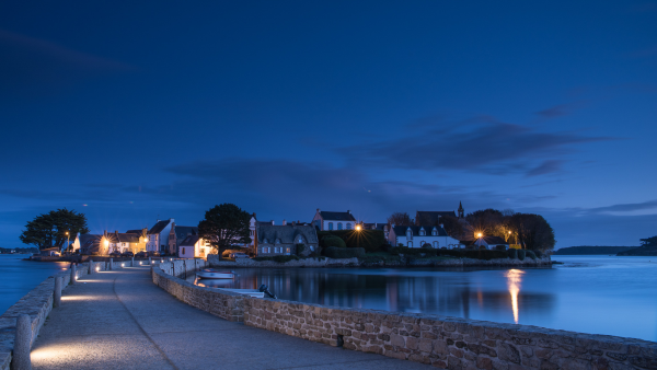 Saint-Cado by night