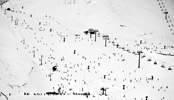 Station de Ski Pyrénées ❄️ — photographie de montagne de Franck Besrest